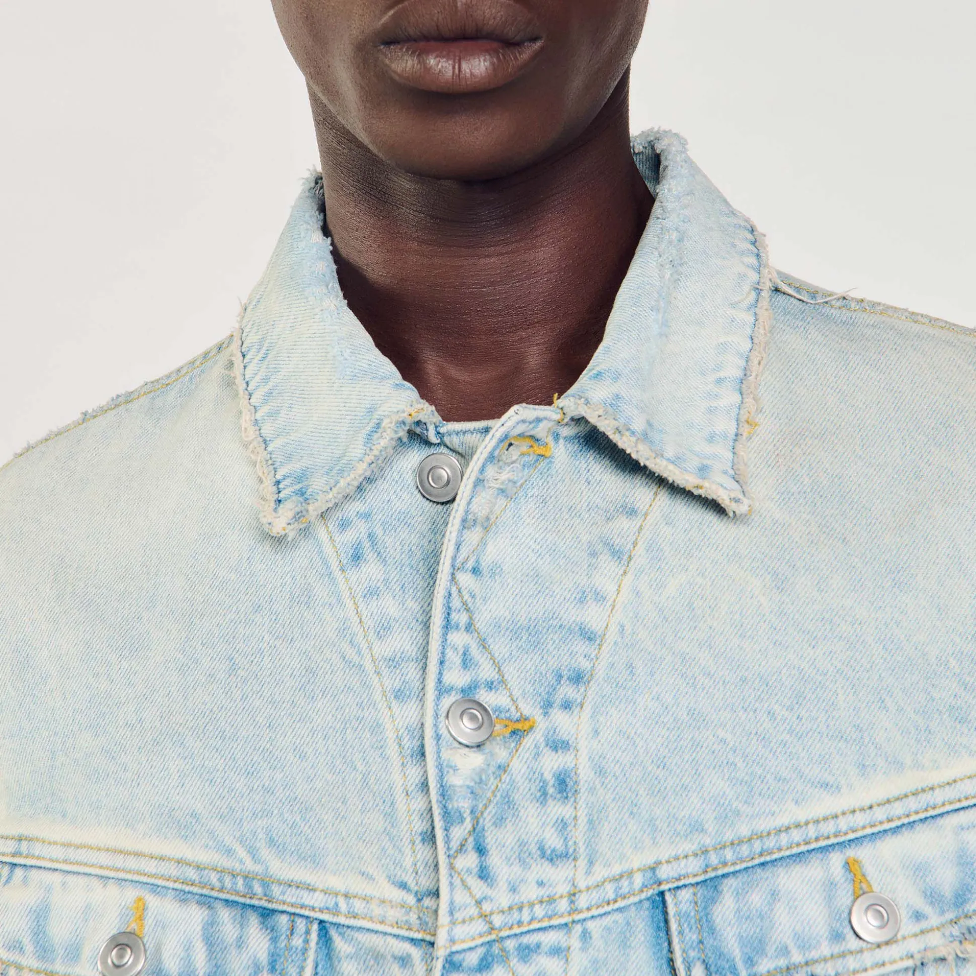 Blouson En Denim Délavé