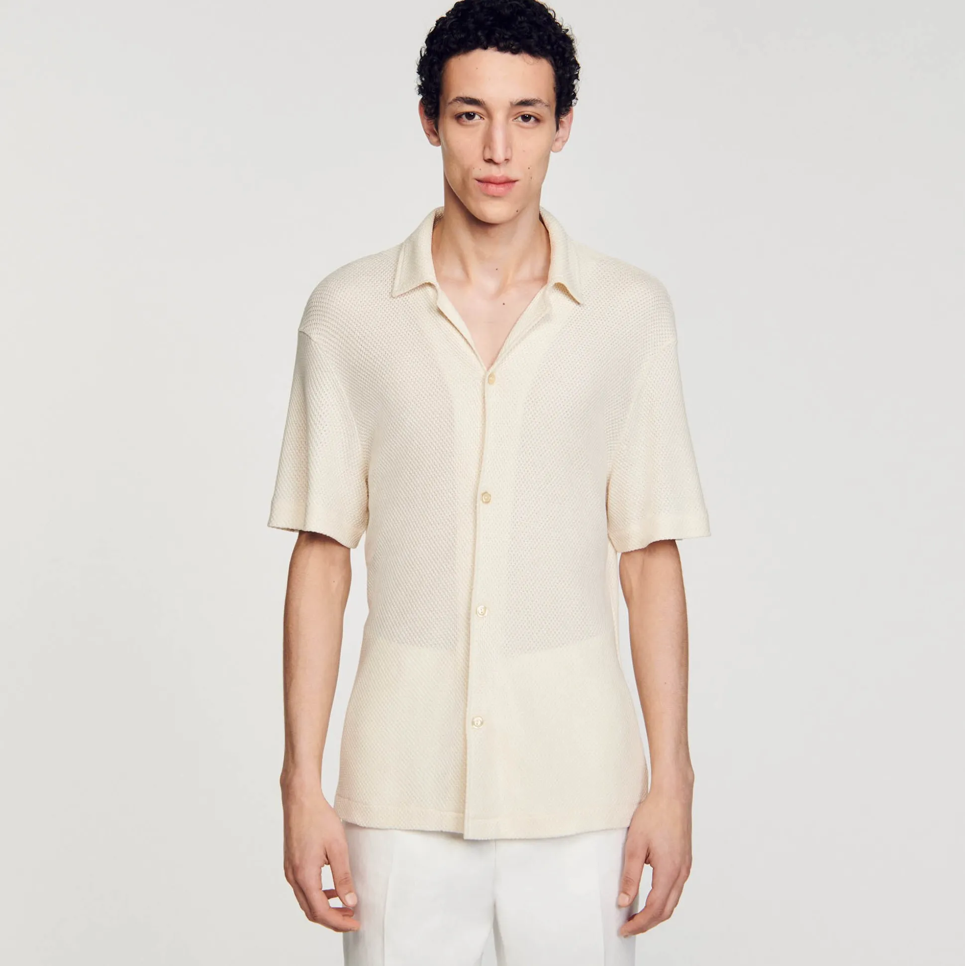 Chemise à Col Requin