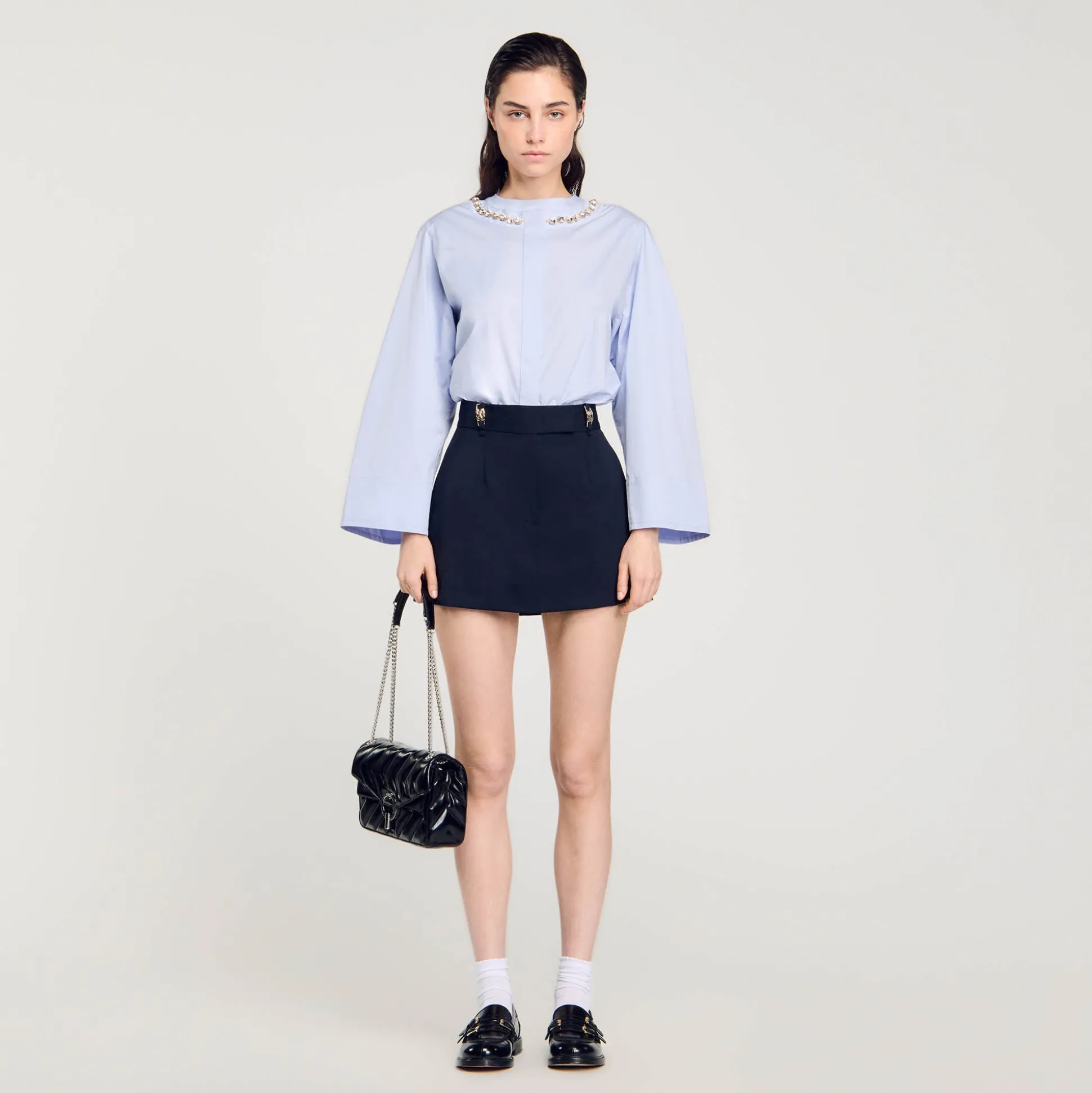 Chemise Courte à Col Bijou