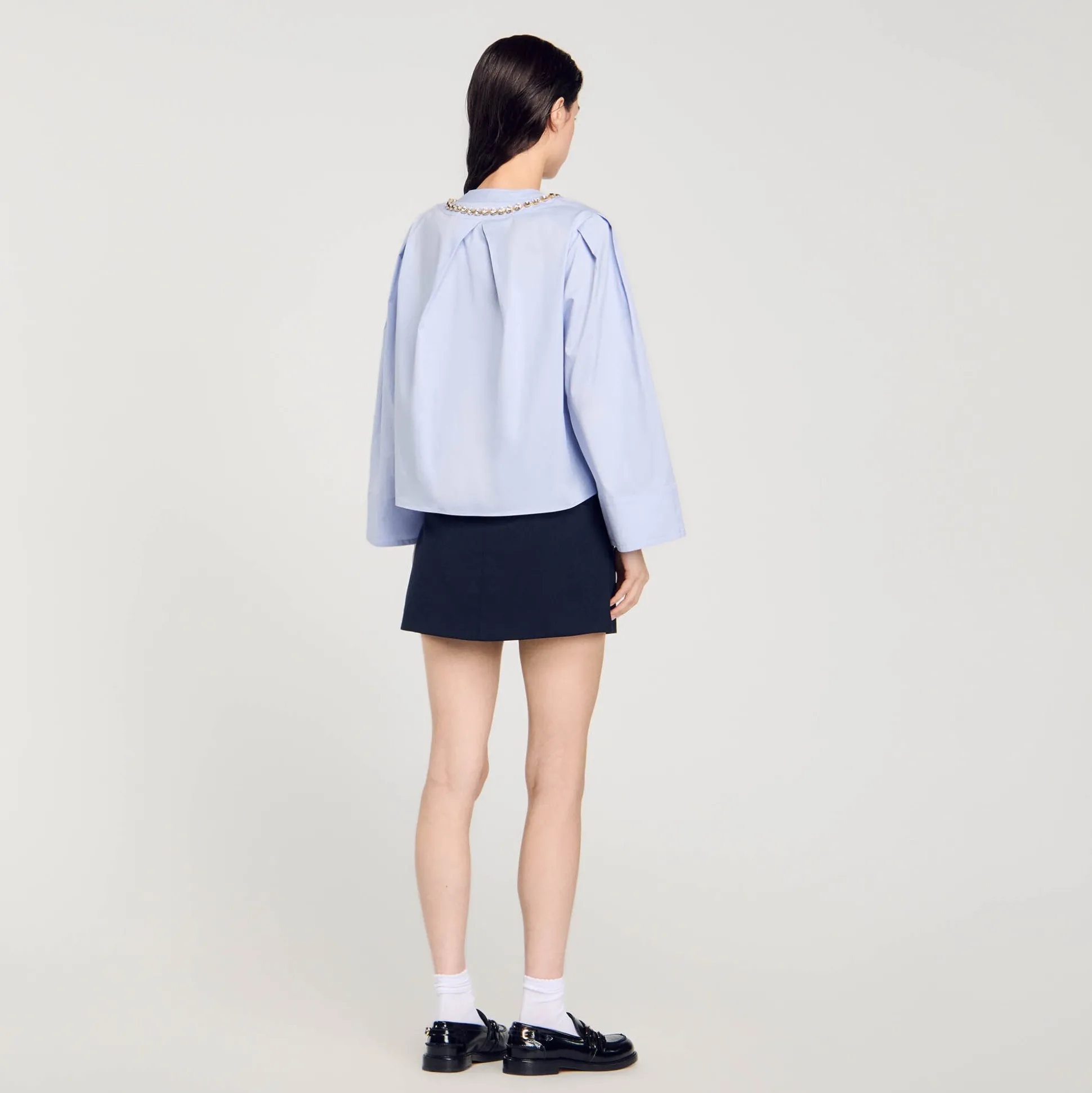 Chemise Courte à Col Bijou