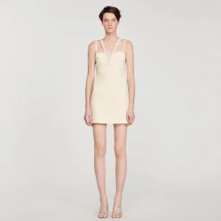 Robe Courte Ornée De Perles