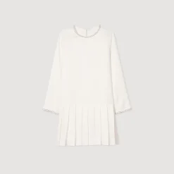 Robe Courte Perlée En Satin