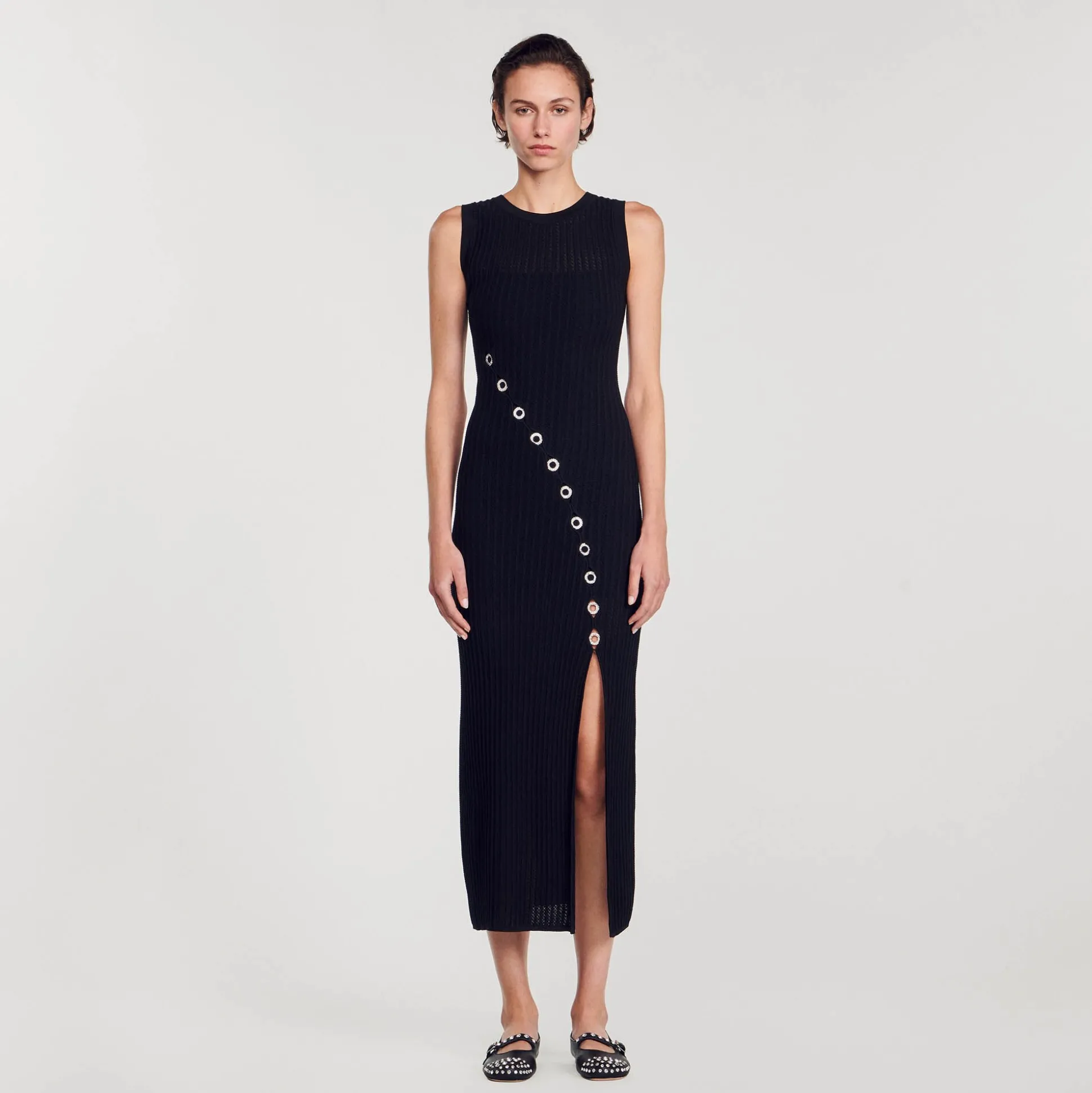 Robe Longue Ornée De Bijoux Strassés