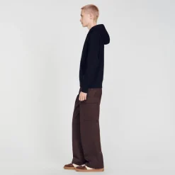 Sweatshirt à Capuche